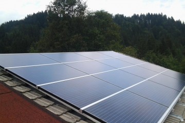 4,00 Kwp Kössen, Module:  Solarwatt Glas-Glas 250Wp